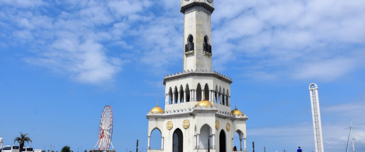 Saat Kulesi (Gürcistan)